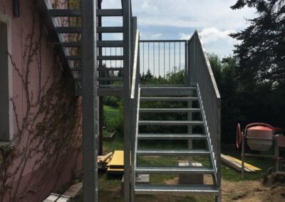 Schlosserei Ebner - Treppen und Treppengeländer